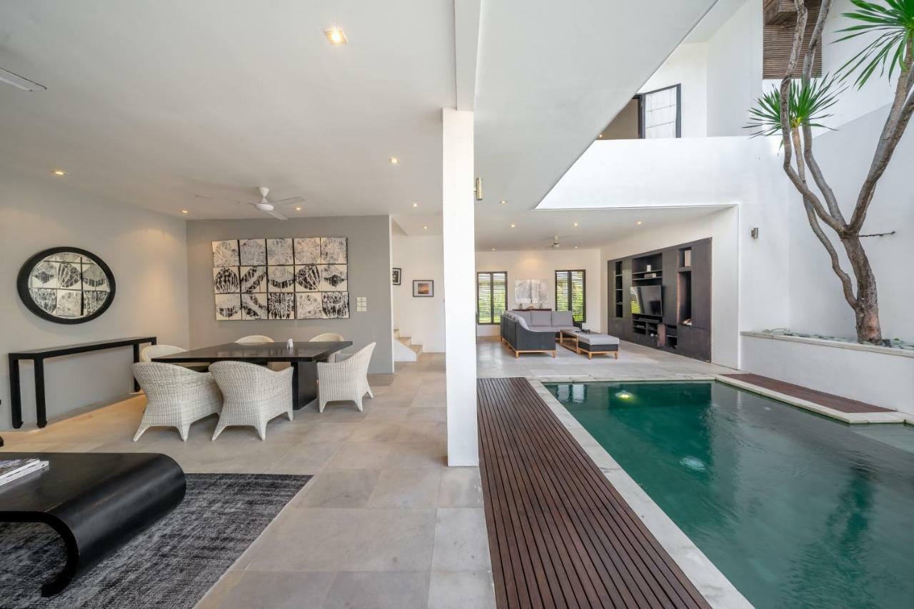The Town House Villa Seminyak Exteriör bild